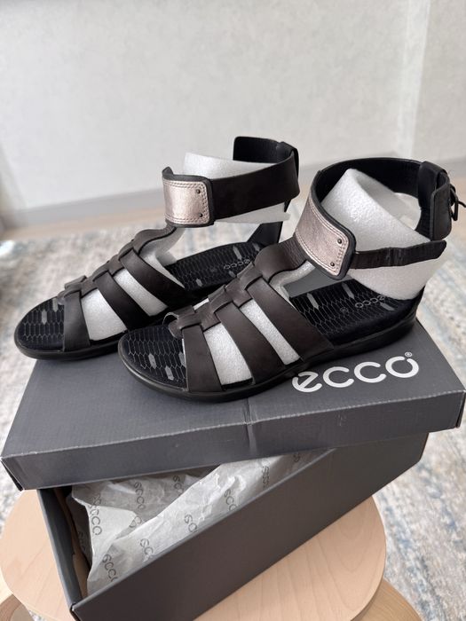 Сандали летние от Ecco