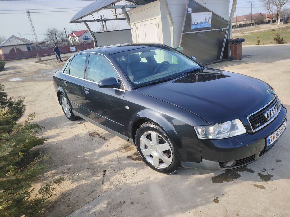 Vând audi A4 V6 motor 2.5