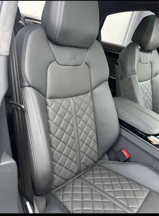 Audi S8 4N 2021 година