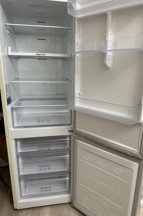 Холодильник samsung