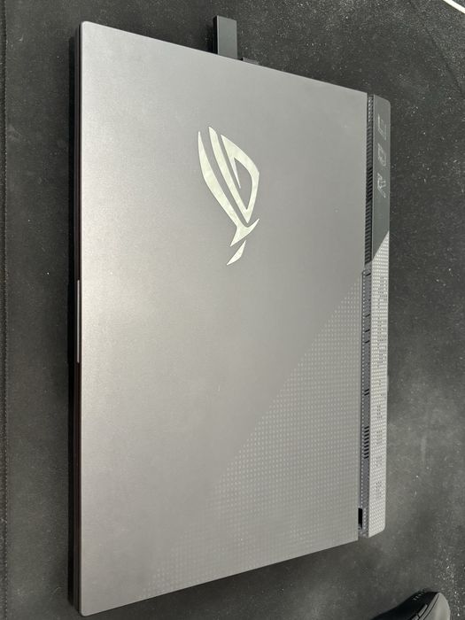 Asus rog strix g15