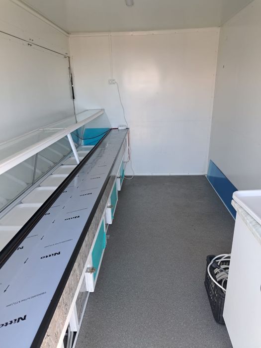 Vand rulota comerciala