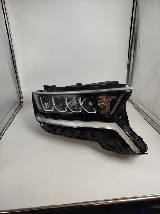 Kia sorento far sotiladi