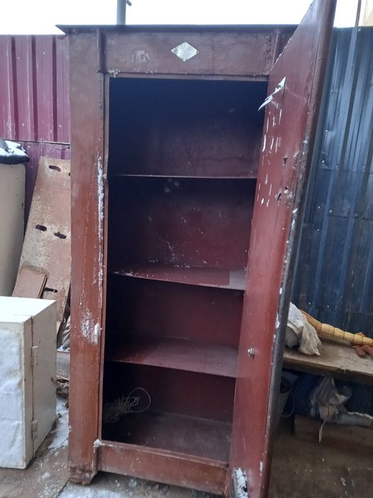 Сейф сатылады бахасы келисимли