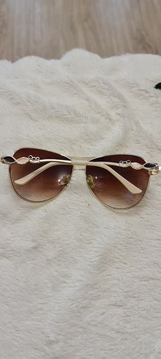 Продаю очки солнцезащитные