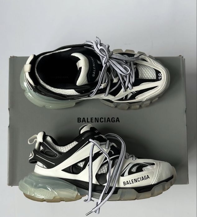 balenciaga track