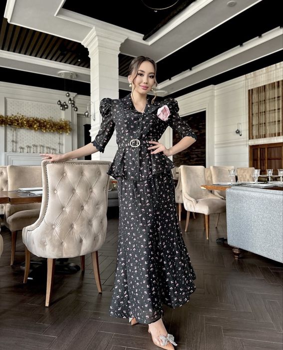 Продается новая платья