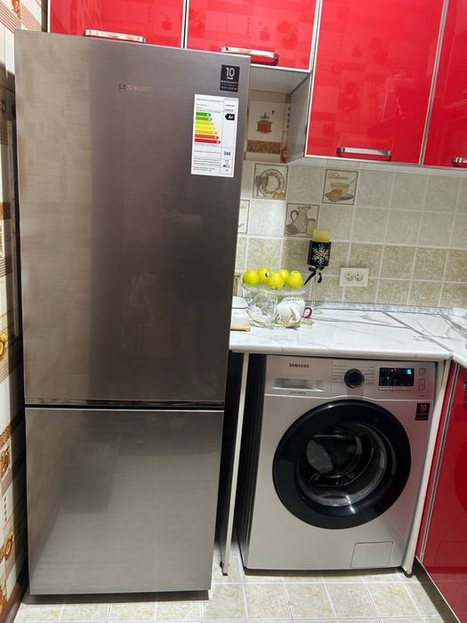 Продам 2/4/4 Луначарский