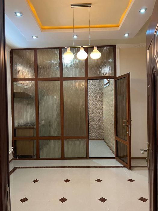 Сдам свою квартира под офис или жильё.Ремонт  новый,никто не жил.90 кв