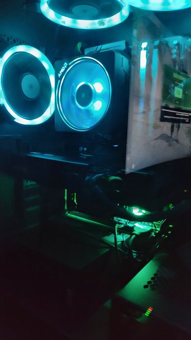 Placa video AMD RX 7600 xt 16GB