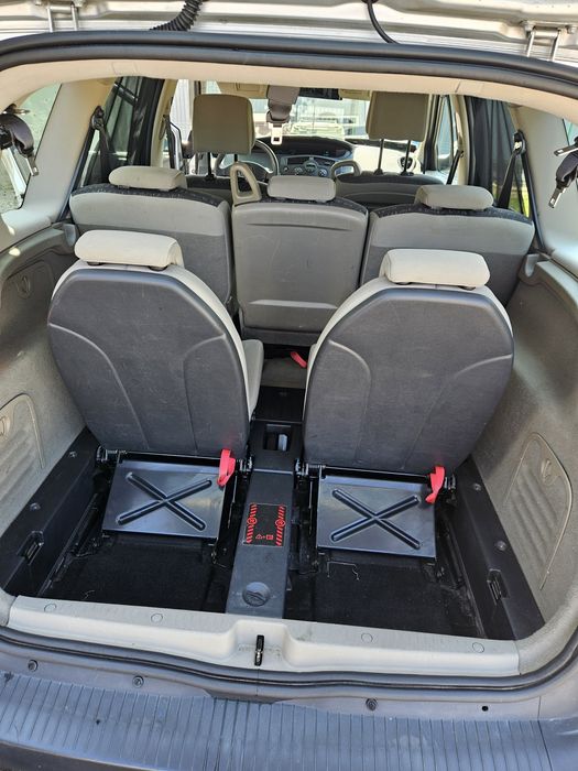 Renault in rate doar cu buletin si avans 7 loc