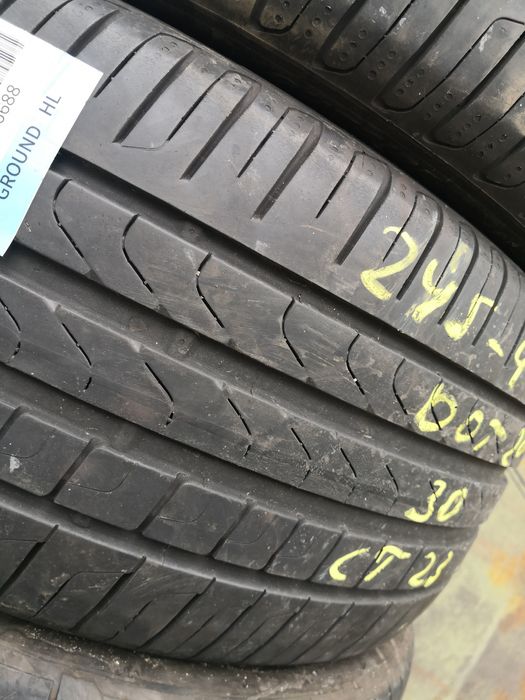 245 40 18 цола гуми Pirelli dot 20 2 броя