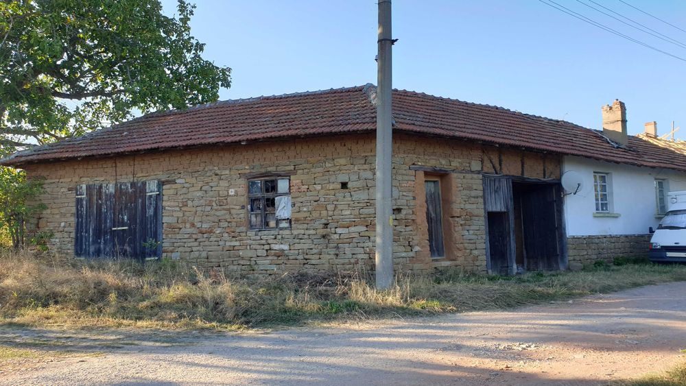 Продава се Къща в с. Илийно, Област Търговище - 500 кв.м за 102 €/кв.м - Снимка #9