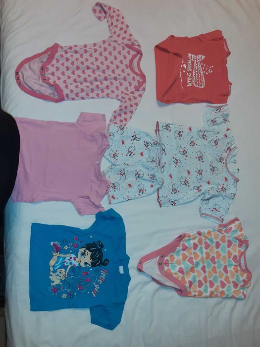 Lot 1 haine pentru fetiță maxim 12 luni