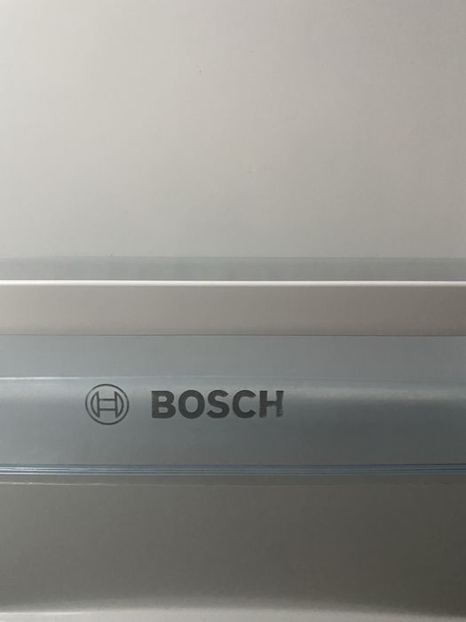 СРОЧНО! Продам холодильник Bosch, рабочий