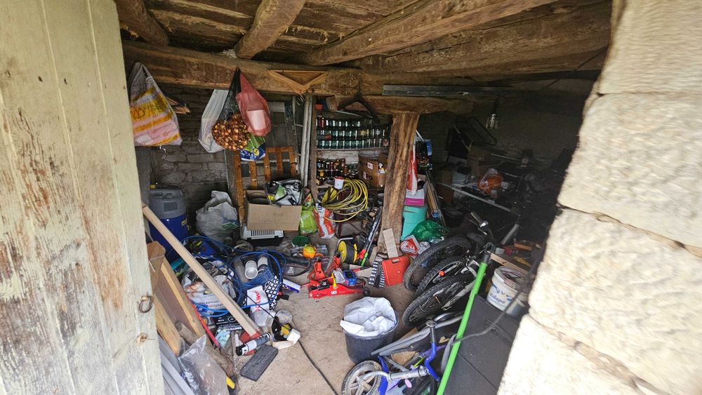 1808 - Продава се едноетажна къща в село Пороище!