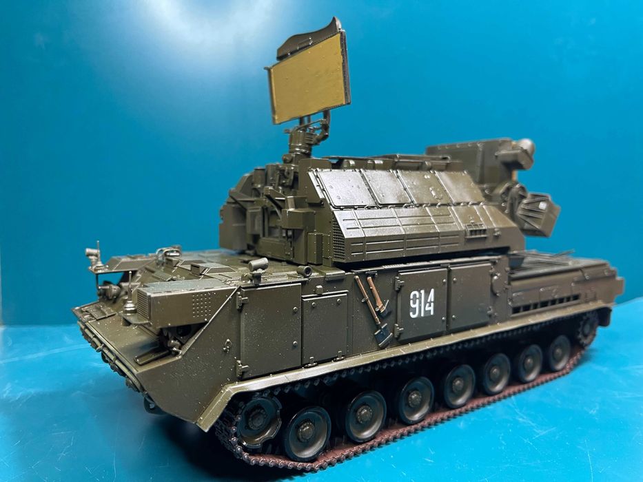 Продаю модельки, диорамки