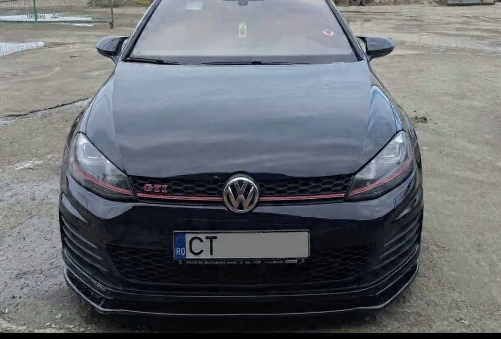 Spoiler fusta Lip bara fata VW Golf 7  negru lucios bara GTI