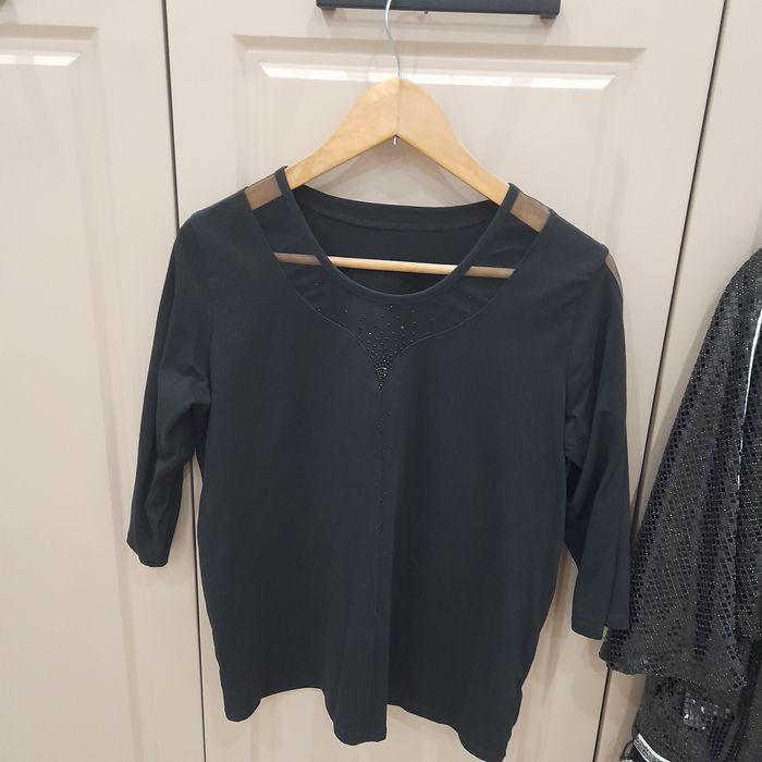 Продам вещи в отличном состояниена 50 разм