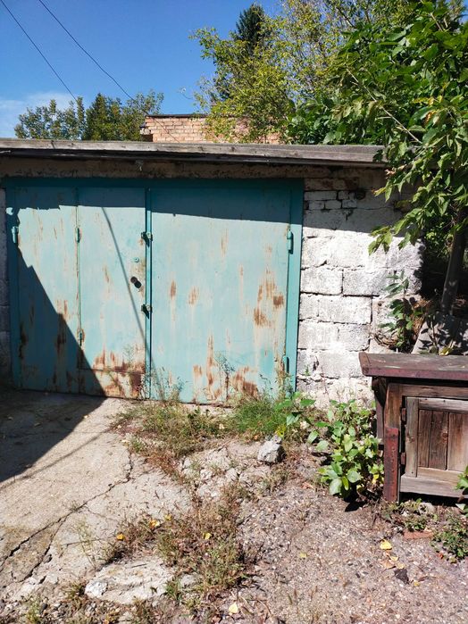 Однокомнатная и гараж