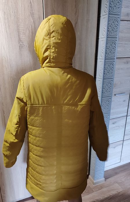 Продам куртку весна - осень