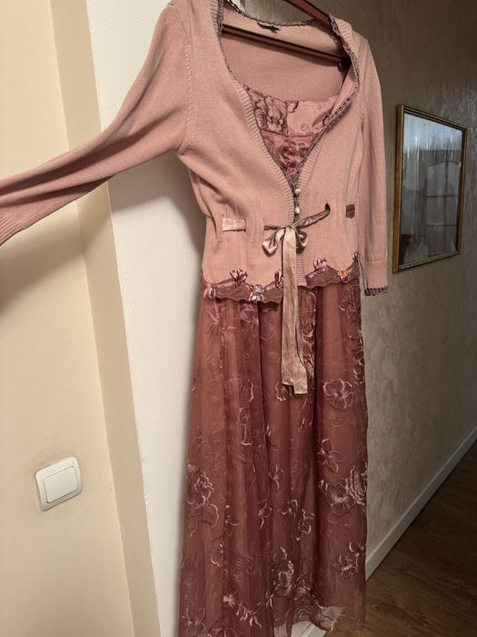 Продам двойку: кофточка и юбка