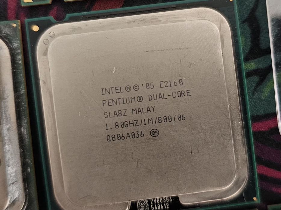 Lot 7 procesoare / cpu intel 775