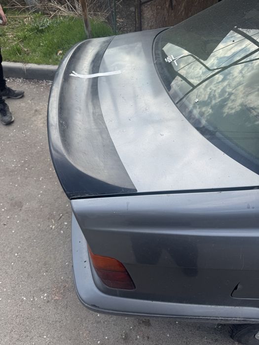 Бмв е 36 спойлер, дактейл..