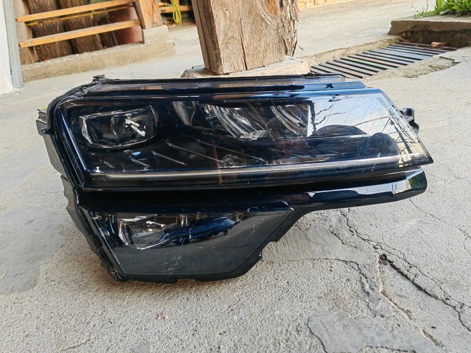 Фар Skoda Karoq FULL LED десен/ Фар Шкода Карок Оригинален