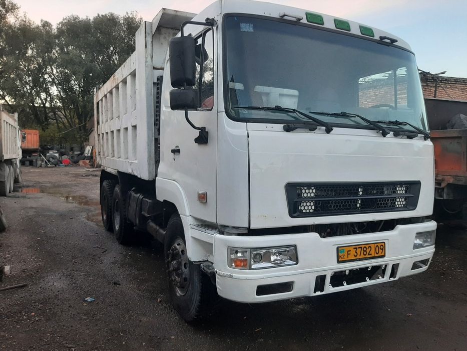 Продам камк самосвал