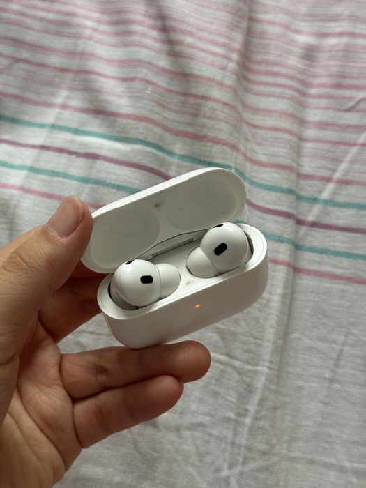 Кейс от наушников Apple AirPods Pro белый