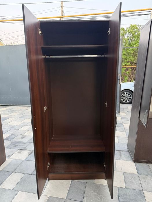 Шкаф в хорошем состоянии