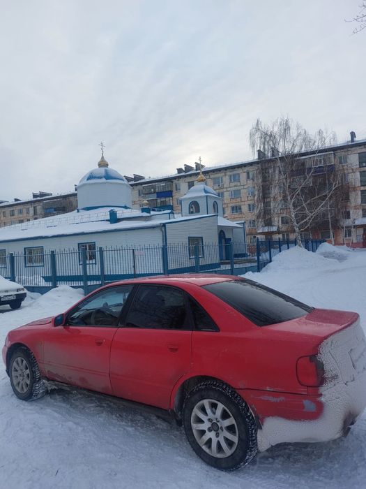 Продам Ауди А4 , автомат