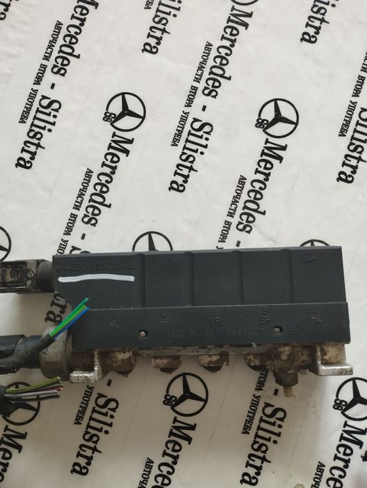 Разпределител въздушно окачване за Мерцедес-бенц