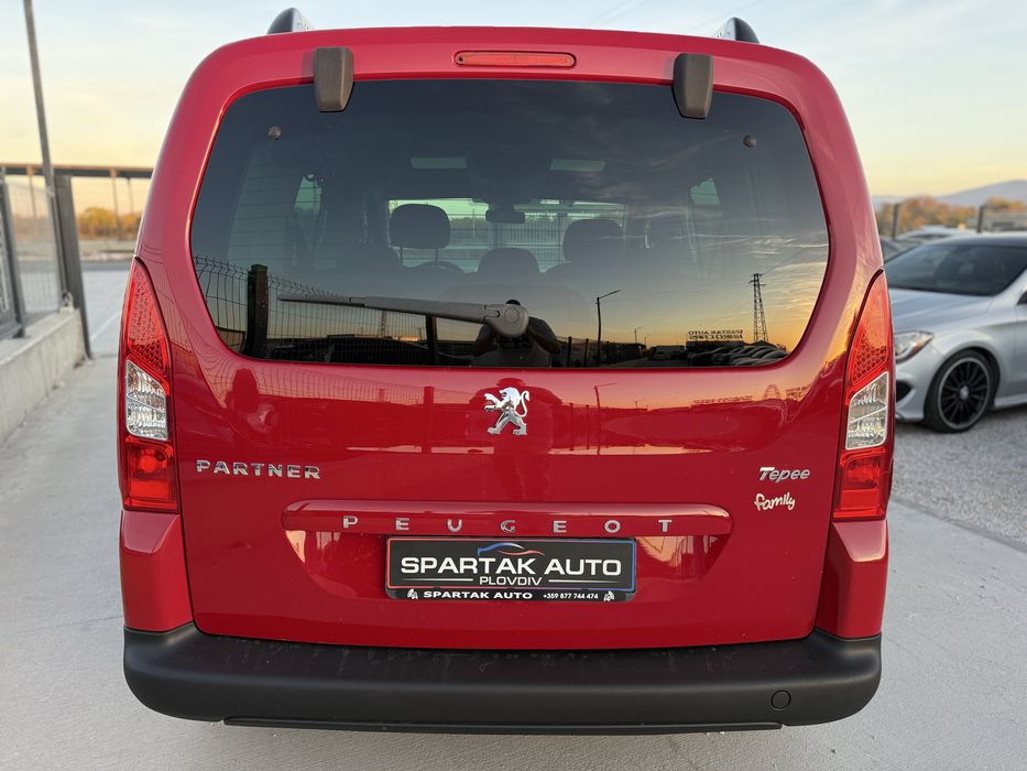 Peugeot Partner 1.6HDI* 2011г* 109к.с* Пътническо*