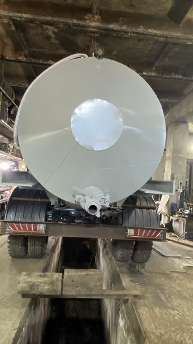 Ассенизатор вадавоз