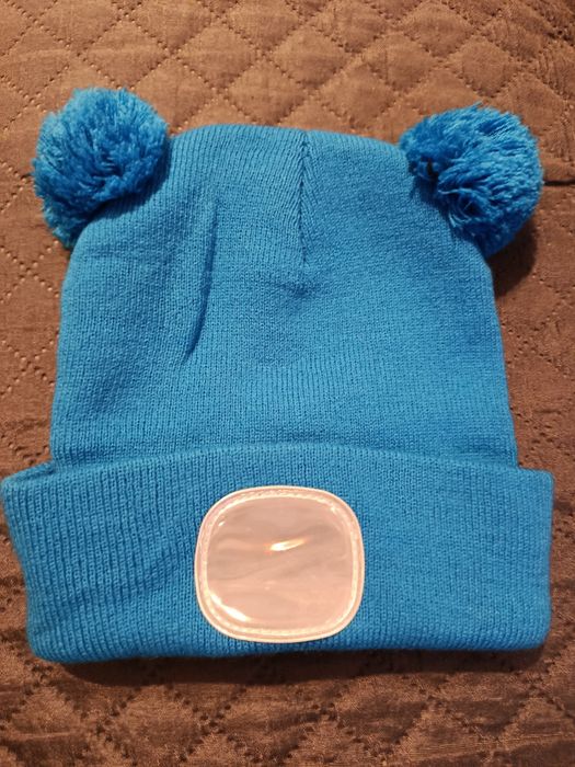 Căciulă cu led, nou