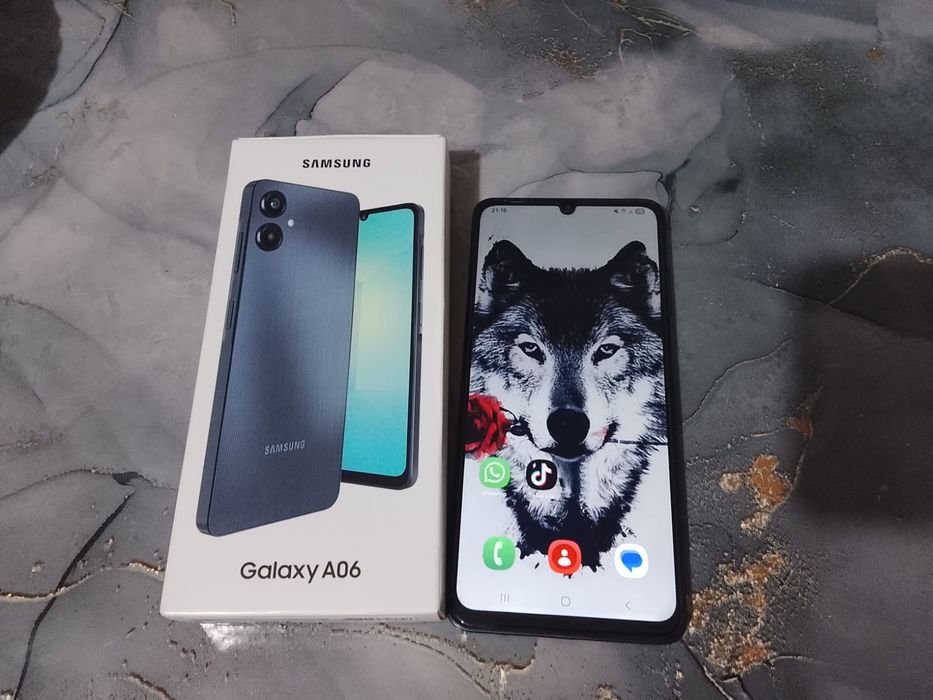 Продам телефон самсунг а06