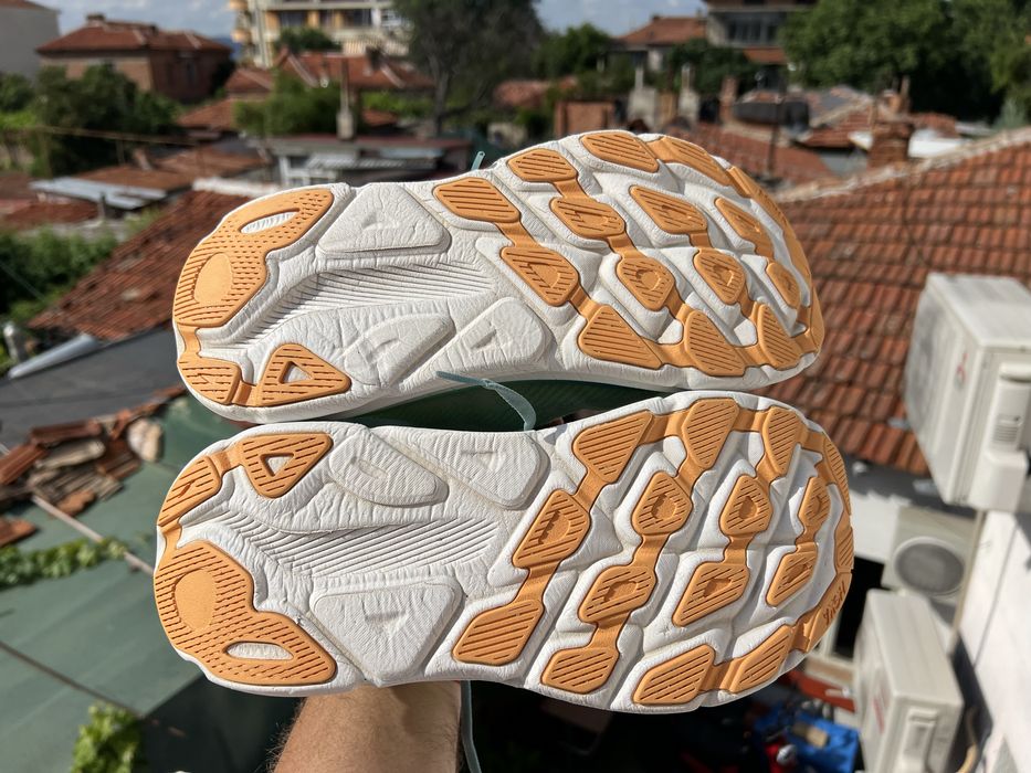 Hoka One One Clifton 9 44 2/3
