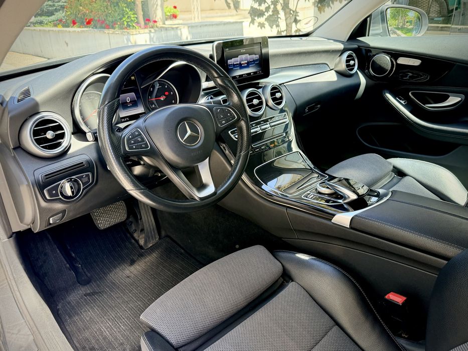 Mercedes Benz C220d Coupe 7G-Tronic! Garantie 12 Luni