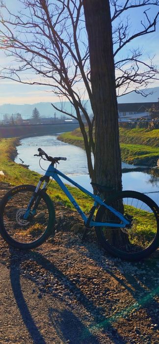 Cube Dirt Flying Circus