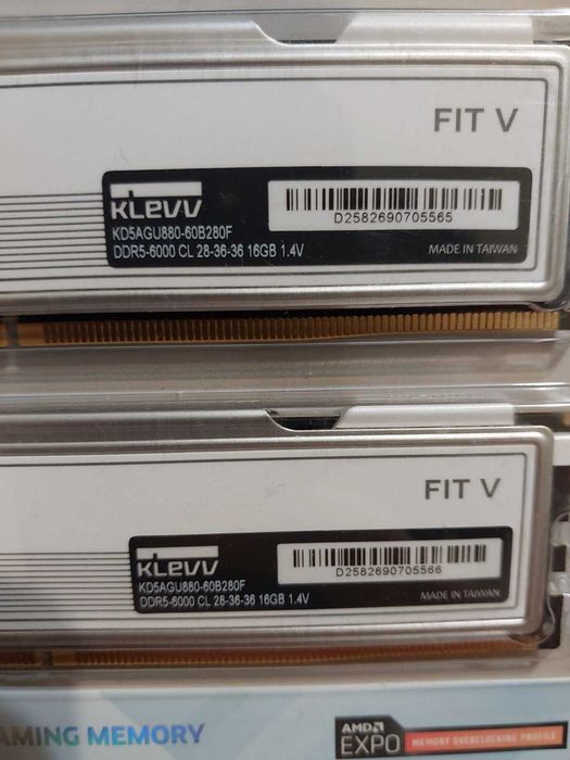 32GB 6000MT/s DDR5 CL28 - Klevv Fit5 (EXPO, XMP) - Нови!
