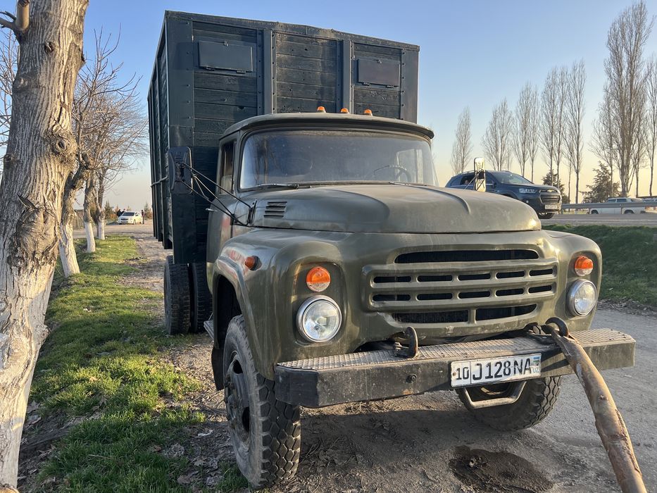 ЗИЛ Бортовой 130