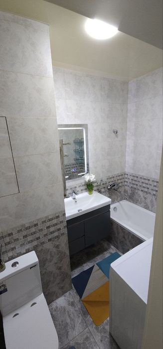 Продается квартира 4/1/5 Миробадский района. Магнит