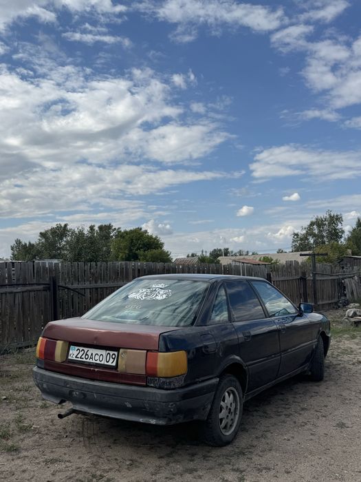Легенда Audi 80 b3