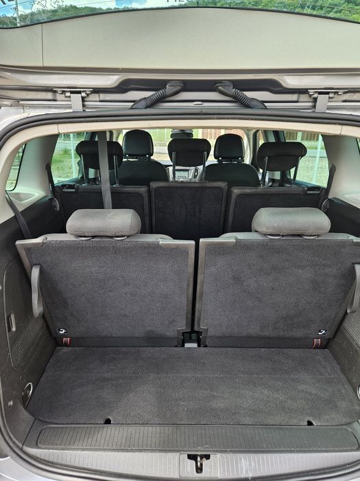 Opel Zafira  din 2019 cu 7 locuri !