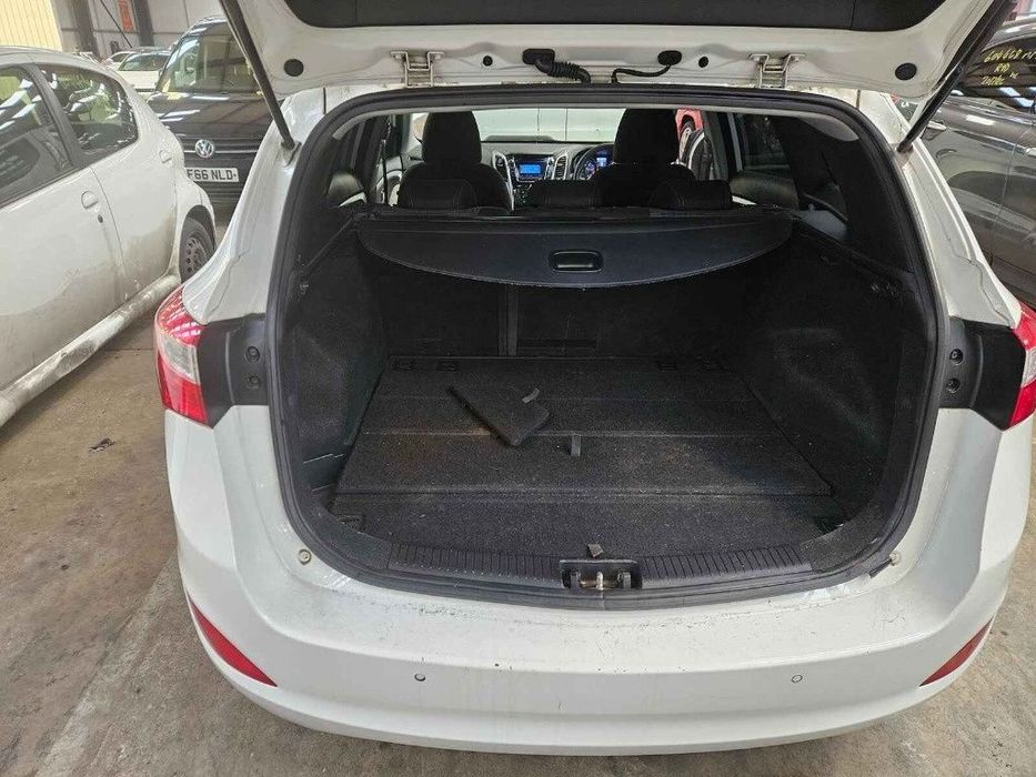 Rulou polita portbagaj Hyundai i30 2012 WAGON 1.6 DOHC-TCI