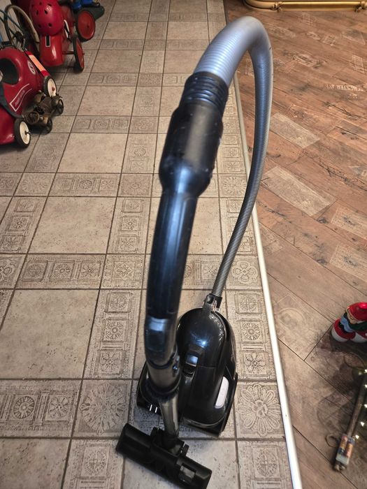 Прахосмукачка Rowenta compact power cyclonic