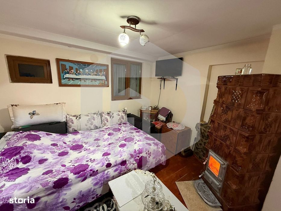 Casa individuala } Orlat | 250 mp Teren | Terasa inchisa