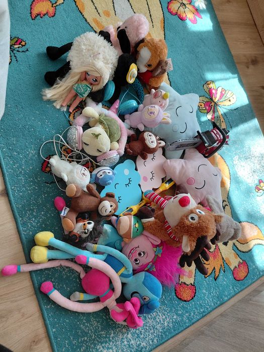 Детски Играчки,слушалки,възглавнички